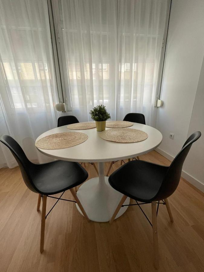 Holidays2Malaga 2 Bedroom Armengual De La Mota Close Shopping Center Buitenkant foto