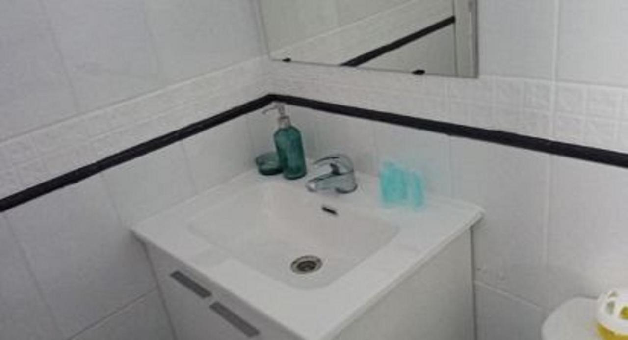 Holidays2Malaga 2 Bedroom Armengual De La Mota Close Shopping Center Buitenkant foto