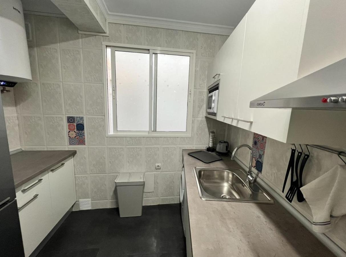 Holidays2Malaga 2 Bedroom Armengual De La Mota Close Shopping Center Buitenkant foto