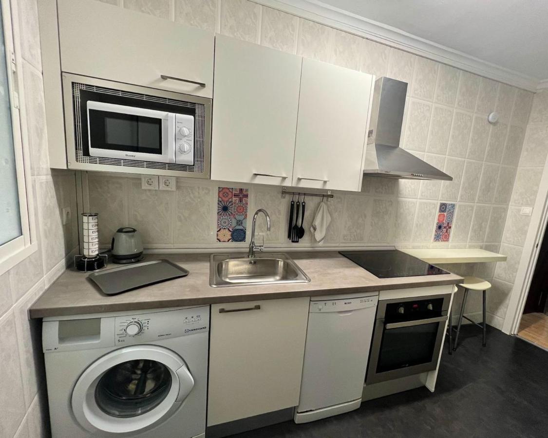 Holidays2Malaga 2 Bedroom Armengual De La Mota Close Shopping Center Buitenkant foto