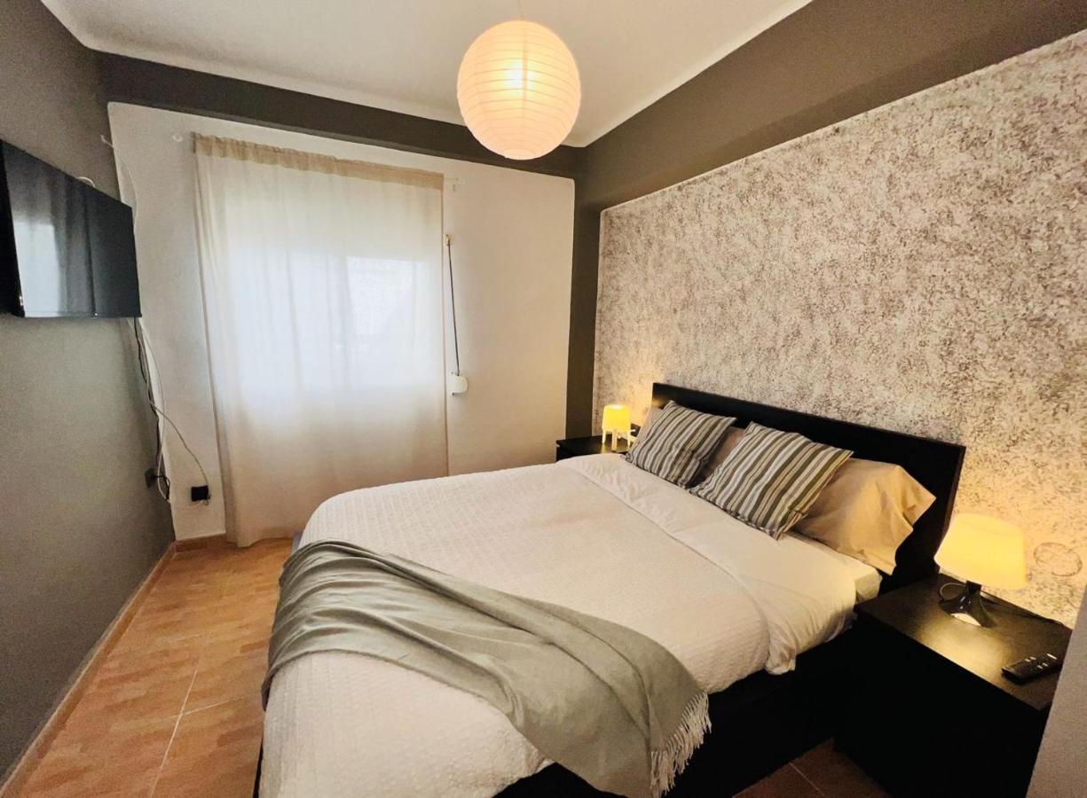 Holidays2Malaga 2 Bedroom Armengual De La Mota Close Shopping Center Buitenkant foto