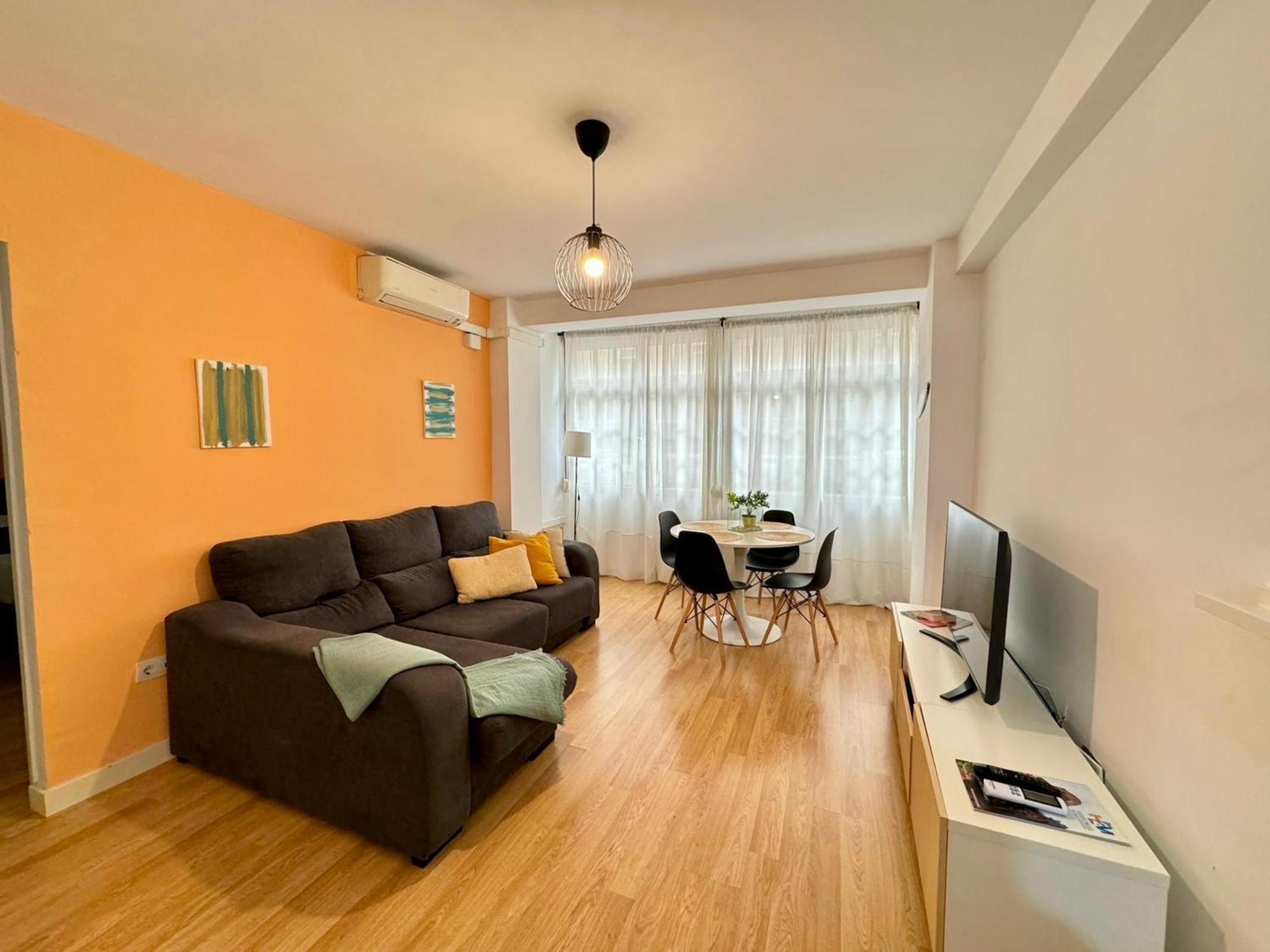 Holidays2Malaga 2 Bedroom Armengual De La Mota Close Shopping Center Buitenkant foto